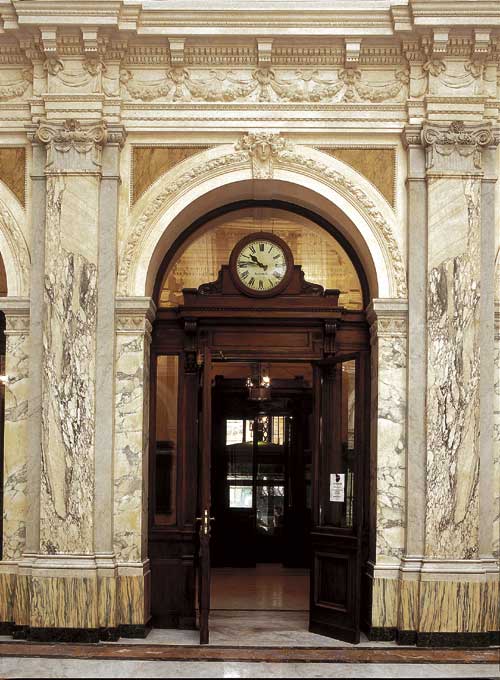 La porta di accesso vista dall'interno